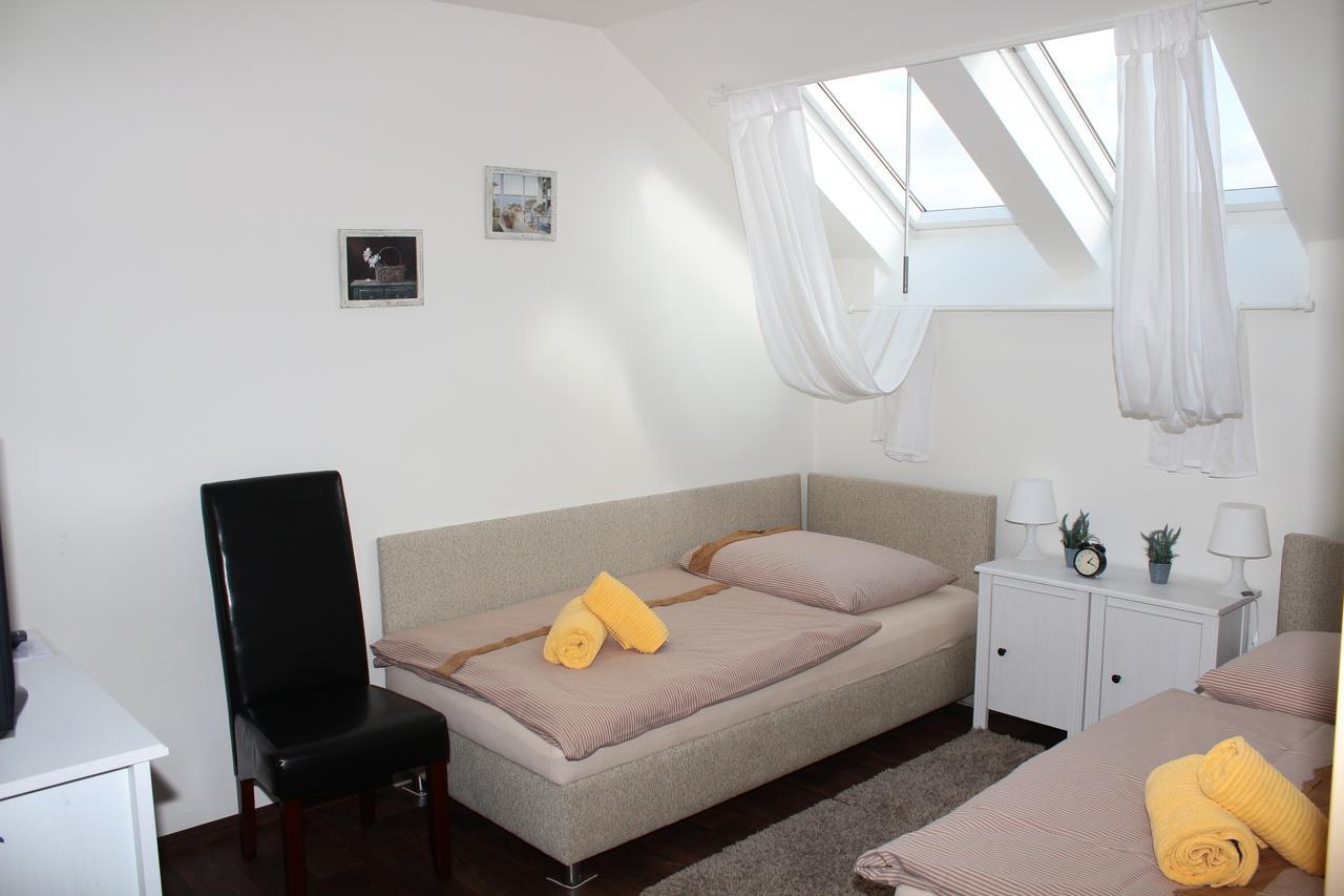 Penzion Lamberk Nový Jičín Buitenkant foto